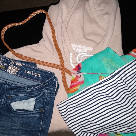 5 LBS💕 10+ Items💕 Size XS-XL💕 Mystery Box - Picture 9 of 14